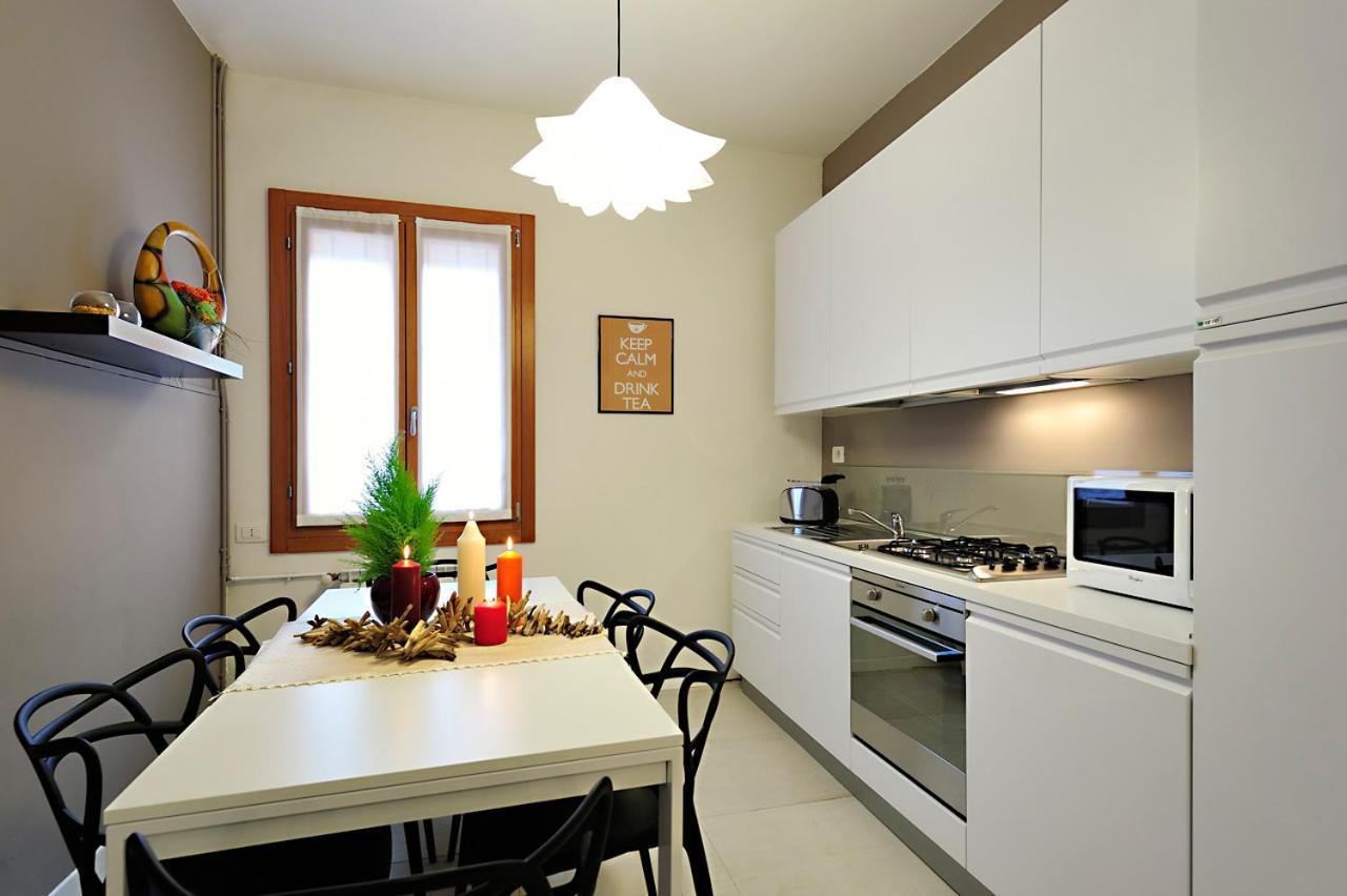 Rialto Deluxe Apartments Венеция Экстерьер фото